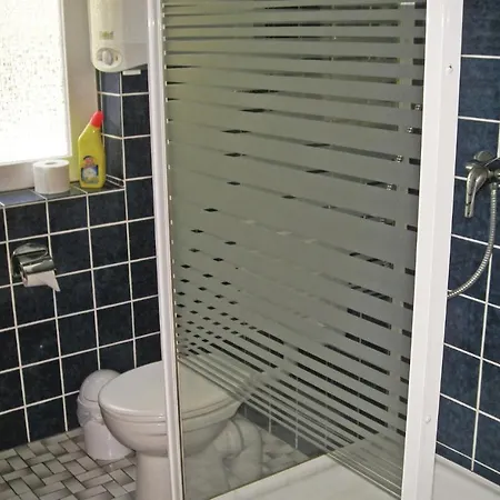 4 Bedroom Nice In Дом отдыха